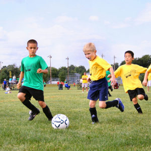 1280px-Youth-soccer-indiana